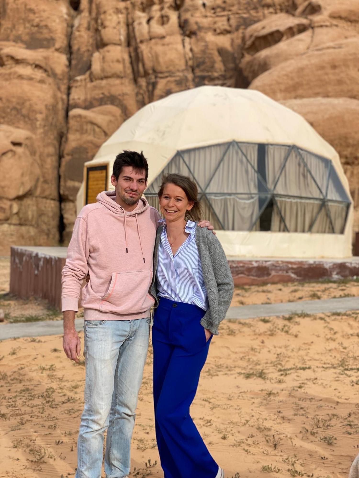 Scarlet Luxury Camp Wadi Rum Buitenkant foto